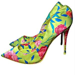 ALDO | stunning flower power pointed heels size 9